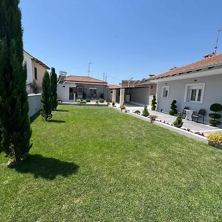 بيت للعطل Kariofilli's House آيوس أثاناسيوس