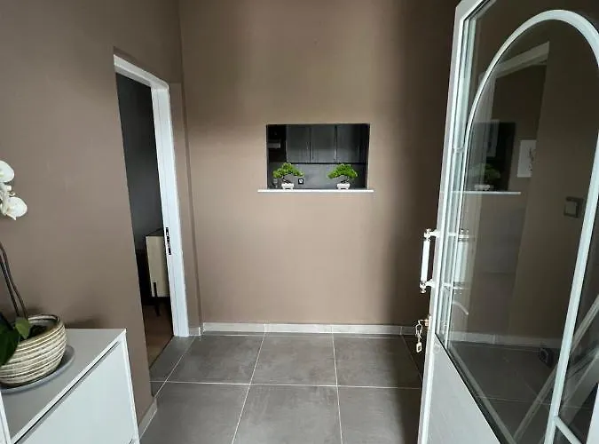 Kariofilli's House *