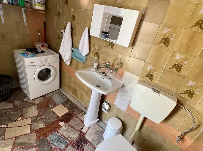 Kariofilli's House * Agios Athanasios (Macedonia)