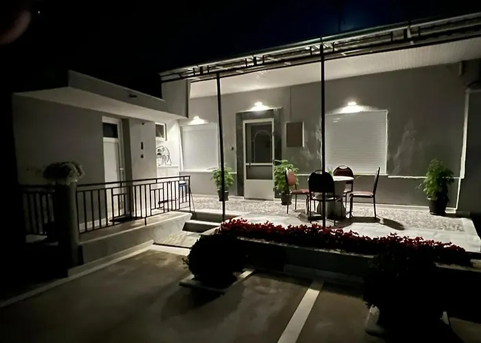 Kariofilli's House * Agios Athanasios (Macedonia)