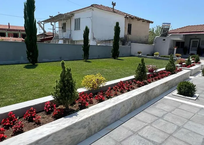 Kariofilli's House *