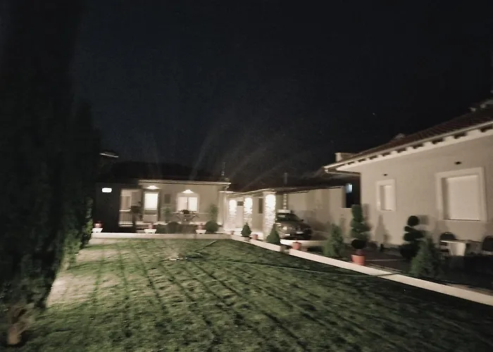 Feriehus Kariofilli's House *